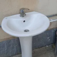 روشویی با شیرآب