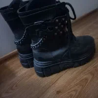 نیم بوت مشکی سایز۳۹