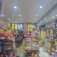 فروشنده و چیدمان  هایپر مارکت