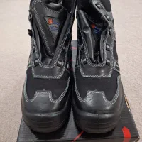 کفش ایمنی|کیف، کفش، کمربند|بندر دیر, |دیوار