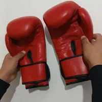 دو جفت دستکش بوکس چرم درجه ۱ نو آکبند و باند۵متری|تجهیزات ورزشی|بروجرد, |دیوار