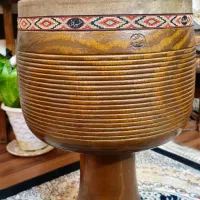 تنبک|سازهای سنتی|اصفهان, گلزار|دیوار