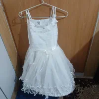 لباس عروس بچه‌گانه شیک و تمیز در حد نو