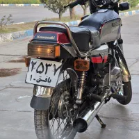 موتور کاوازکی ۱۲۵