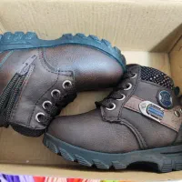 کفش بچه‌گانه