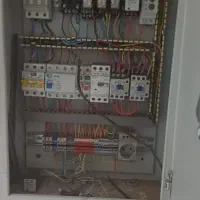 رفع اتصالی عیب یابی برقکار صنعتی ساختمان تمام مشهد