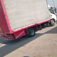 کامیون نیمه سنگین