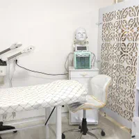 اجاره لاین ناخن، احیامو،رنگ و لایت، مژه ورکشاپ|خدمات آرایشگری و زیبایی|مشهد, امام خمینی|دیوار