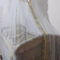 تخت و گهواره ی بچه