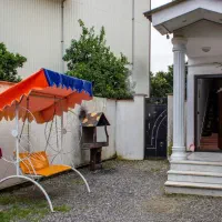 سرایدار و نگهبان شبانه روزی