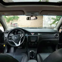 جک J5 اتوماتیک 1800cc، مدل ۱۳۹۶