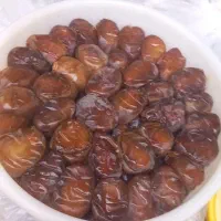 رطب برحی . ترشی سیر  ارسال داریم