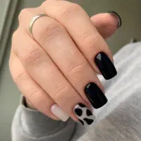 کاشت ناخن با تخفیف ویژه