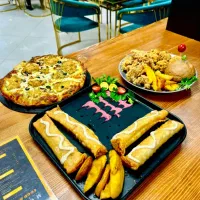 اشپز فست فود و باریستا