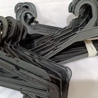 چوب لباسی|بندرخت و رخت‌آویز|بندر امام خمینی, |دیوار