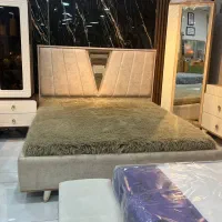 ست تخت،تخت،مدل پرنس ،اینه قدی،میز آرایش|تخت و سرویس خواب|اهواز, نادری|دیوار