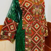 خیاطی زنانه و کریشی شیک مجلسی پذیرفته می شود