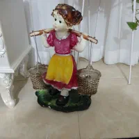 عروسک دختر و پسر محلی گچی زیبا|مجسمه، تندیس، ماکت|شیراز, شهرک گلستان شمالی|دیوار