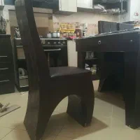 تعویض صندلی چوبی با صندلی فلزی