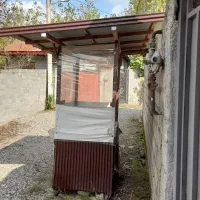 دکه فلافلی یا کاسبی دیگر آماده درآمد