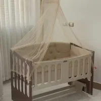تخت گهواره ای کنار مادر مناسب سیسمونی