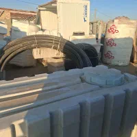 تعدادی تانک نو و لوله