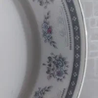 بشقاب چینی