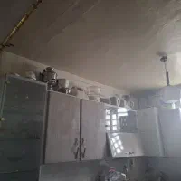 فروشی هست