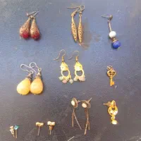 سلام گشواره فروشی