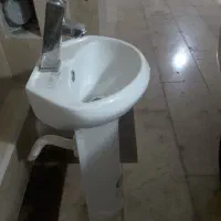 روشویی همراه با شیر اهرمی در حد نو|لوازم سرویس بهداشتی|اسلامشهر, شهرک مهدیه|دیوار