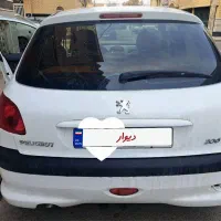 ۲۰۶ سفید بیرنگ