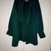 تعدادی لباس|لباس|یاسوج, |دیوار