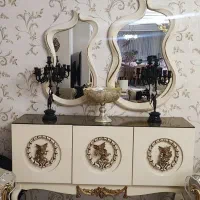 آینه و کنسول تمام چوب کاملا سالم و در حد نو