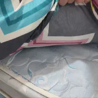 دو تشک خواب تمیز و سالم|تشک تختخواب|صومعه‌سرا, |دیوار