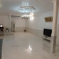 زیر زمین بزرگ و تمییز