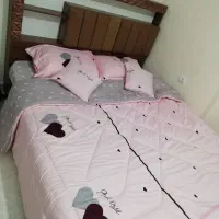 تخت خواب دو نفره با میز آرایش