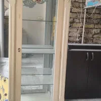 گنجه و میز کامپیوتر