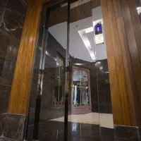 بازاریاب آسانسور