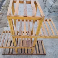 استند یا زیر گلدانی در سه طبقه