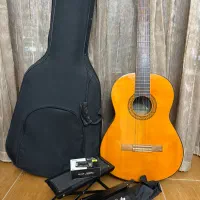 گیتار یاماها c70‌ اندونزی با همه تجهیزات