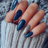 تخفیف ویژه ناخن و کوتاهی مو وعروس|خدمات آرایشگری و زیبایی|نجفآباد, یزدانشهر|دیوار