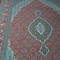 یک فرش 12متری کارکرده