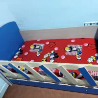 تخت و کمد|تخت و صندلی بچه|سروآباد, |دیوار