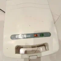 ساندویچ ساز بلک اندکر