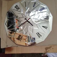 ساعت دیواری