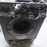 لباسشویی در آتش سوزی سوخته