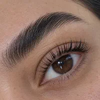 تخفیف پاییزه خدمات لیفت و لمینت ابرو و مژه