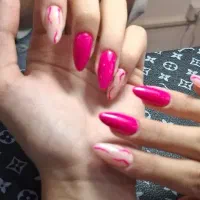 کاشت و ترمیم ناخن دست،پا