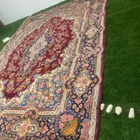 فرش دست باف پر رنگ و نقش|فرش|یزد, |دیوار