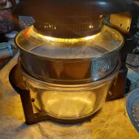 فر کم مصرف هالوژنی رژیمی. وگرم کردن نان وغذا